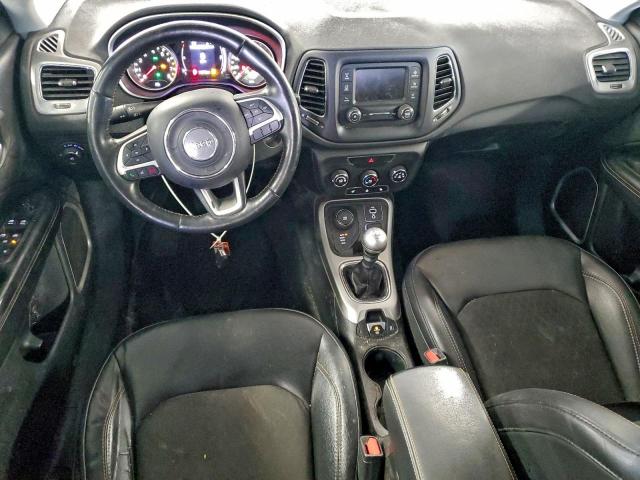 Jeep Compass Latitude Image 13