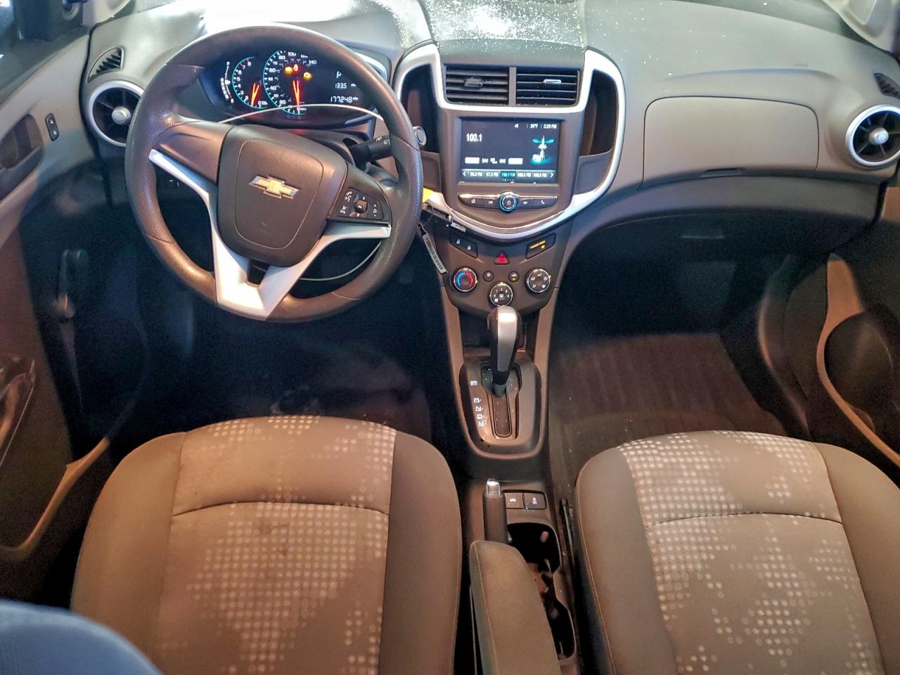Chevrolet Sonic Ls Image 8