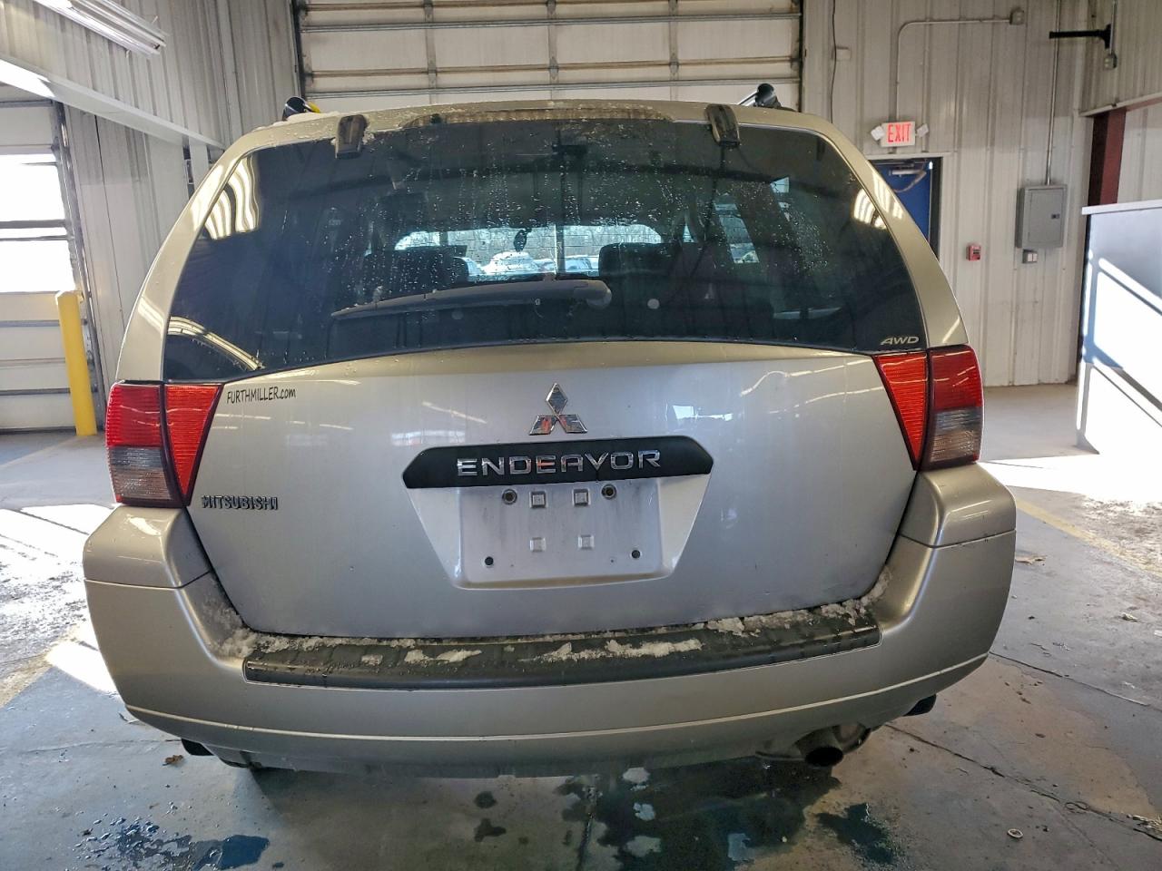 Mitsubishi Endeavor Ls Image 4