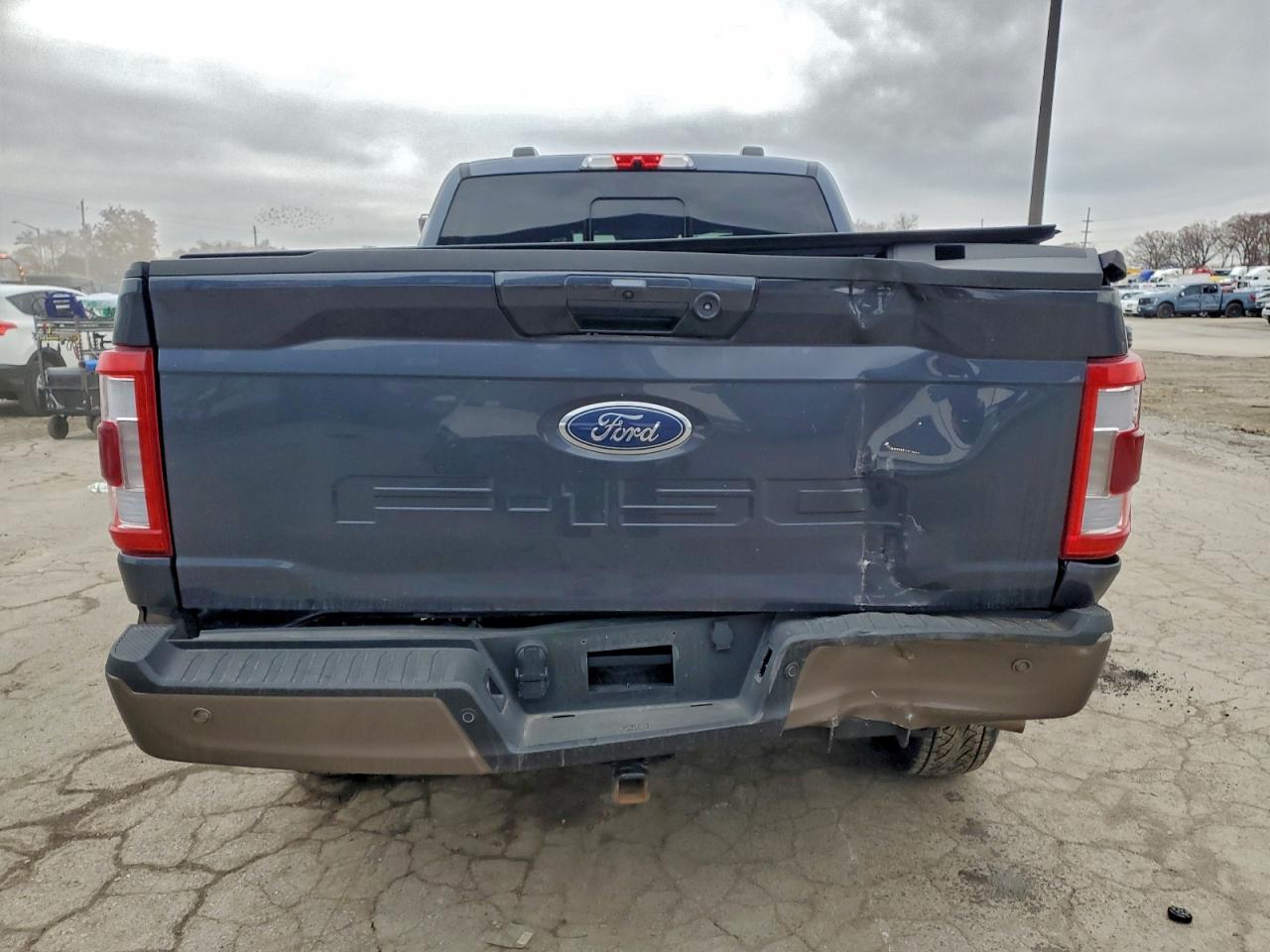 Ford F-150 Supercrew Image 3