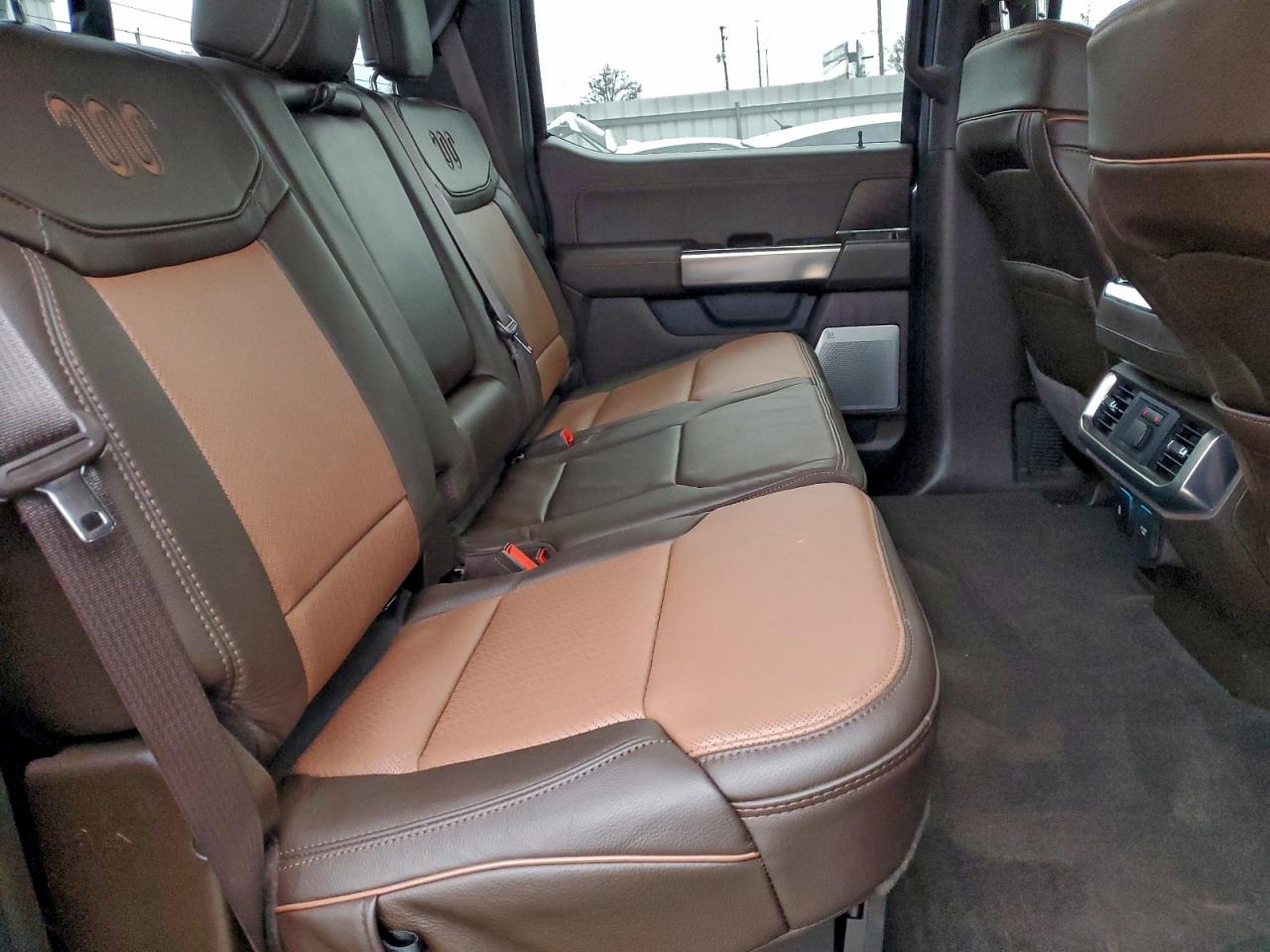 Ford F-150 Supercrew Image 5