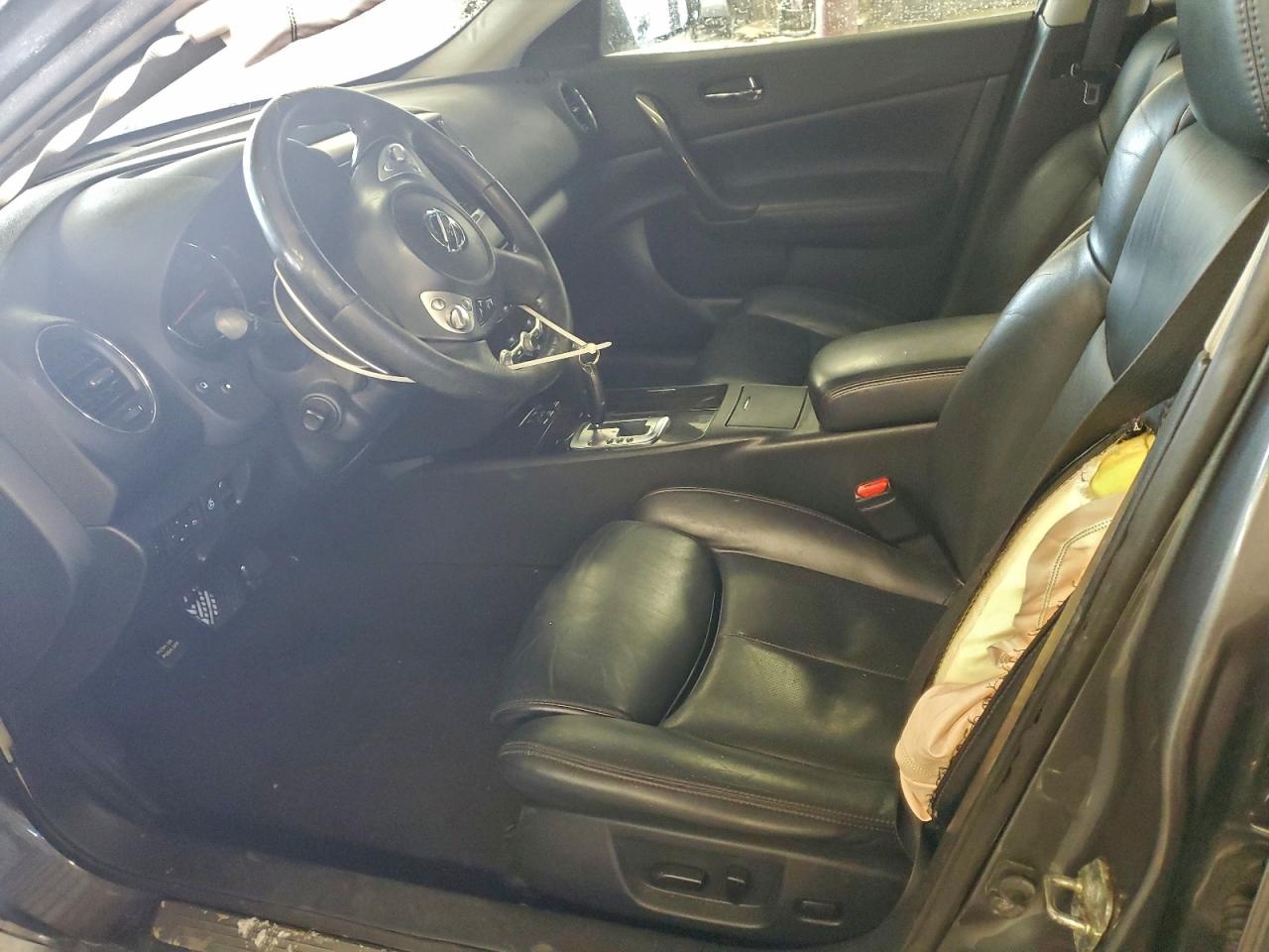 Nissan Maxima S Image 4