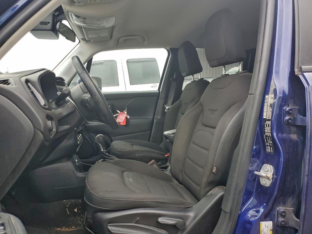 Jeep Renegade Latitude Image 7