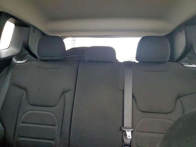 Jeep Renegade Latitude Image 9