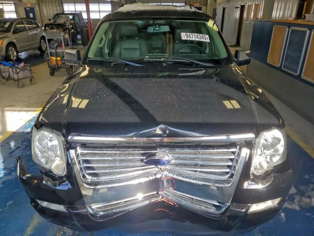 Ford Explorer Limited Image 9