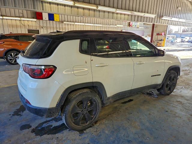 Jeep Compass Latitude Image 8