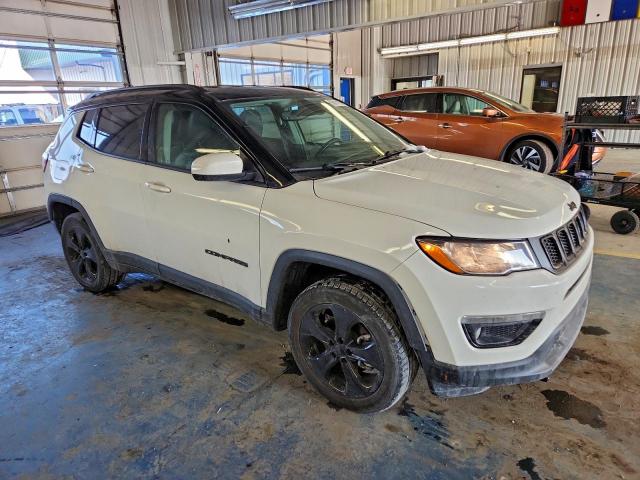Jeep Compass Latitude Image 4
